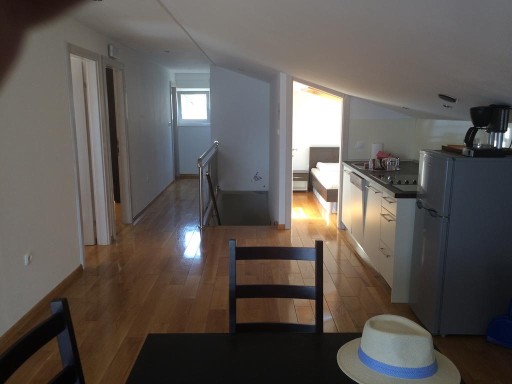 Apartment Susanj คาร์โลบัก ภายนอก รูปภาพ